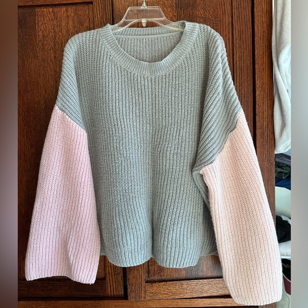 SHEIN MultiColor Sleeve Sweater